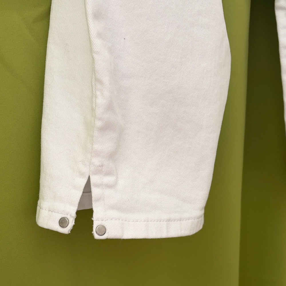 Like NEW White Denim Capri Pants 18W - Picture 4 of 4